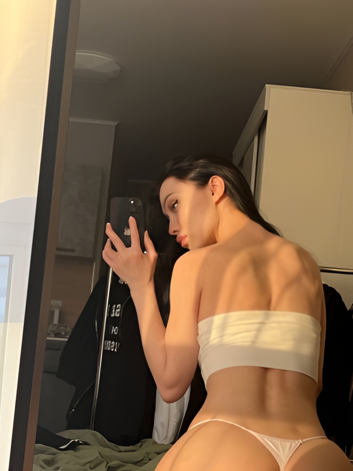 Лизочка привлекальеная девушка из Минеральных вод цена от 2000 руб