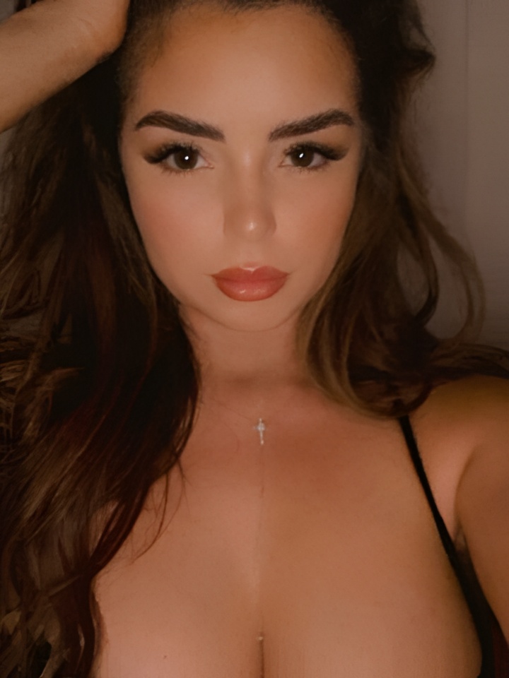 Индивидуалка Мирослава, доступна для личного знакомства от 10000 руб