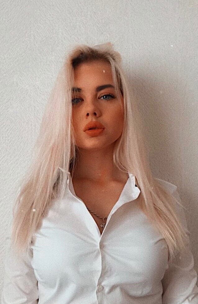 Алена привлекальеная девушка из Минеральных вод цена от 3500 руб