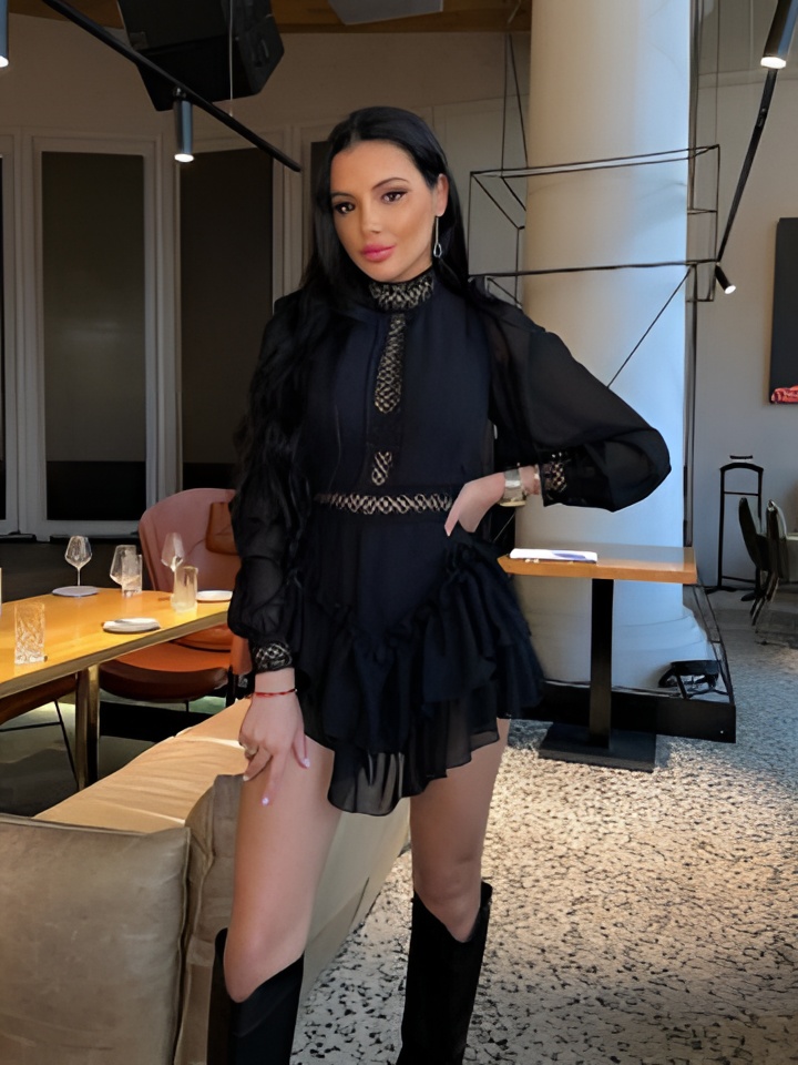 Индивидуалка Фрида, доступна для личного знакомства от 10000 руб