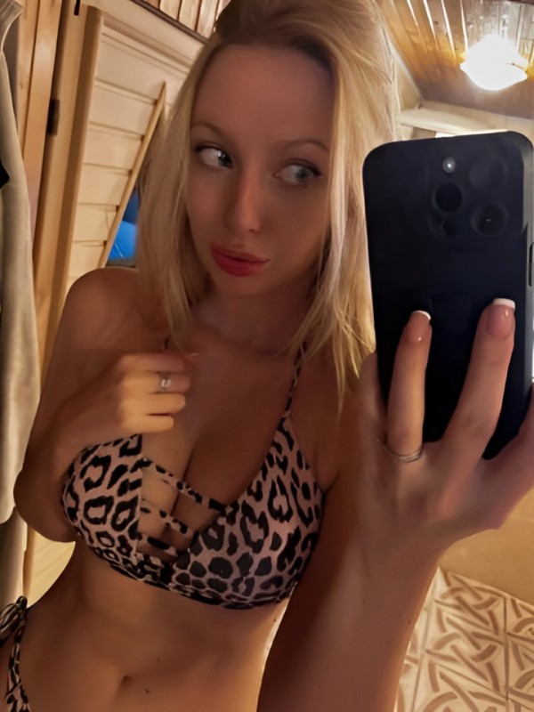 Рената привлекательная девушка из Минеральных вод цена от 5000 руб