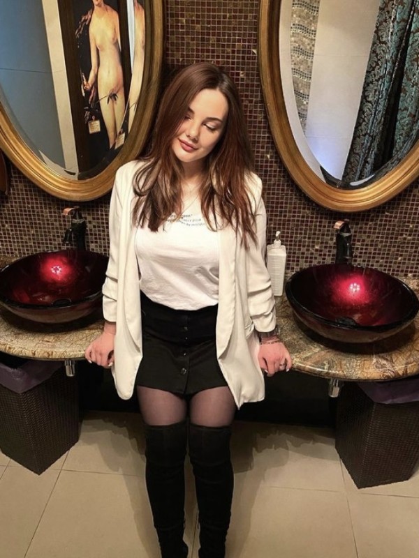 🎥 Лиза привлекательная девушка из Минеральных вод цена от 3500 руб